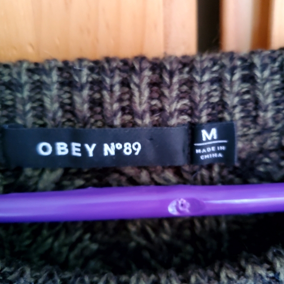 Obey No 89 Women's Green and Black Cable Knit Crew Neck Sweater Size M - Picture 3 of 6